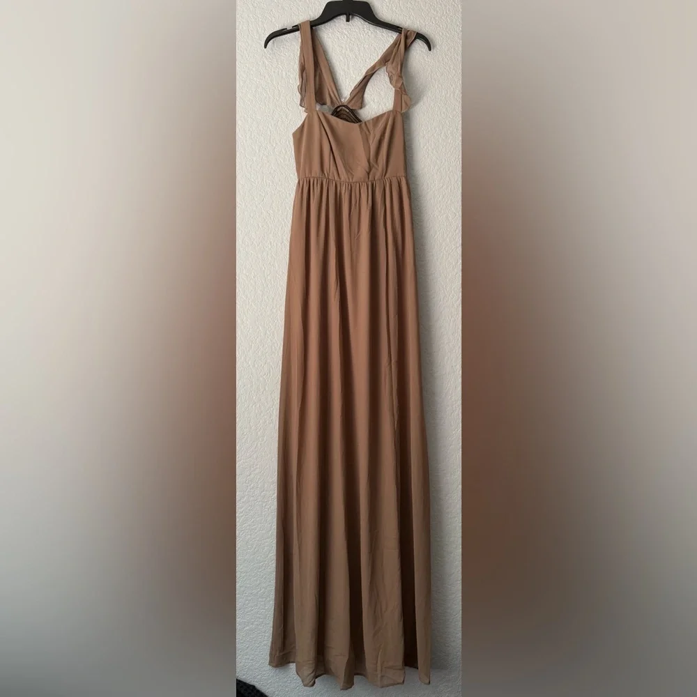 NWT Show Me Your Mumu Emily Empire Maxi Dress Soft Beige Chiffon Size M - Picture 4 of 11